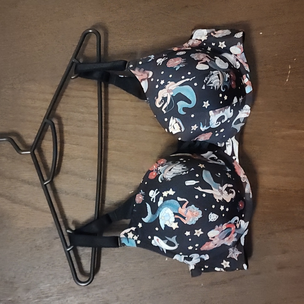 TORRID Curve xo plunge Bra
